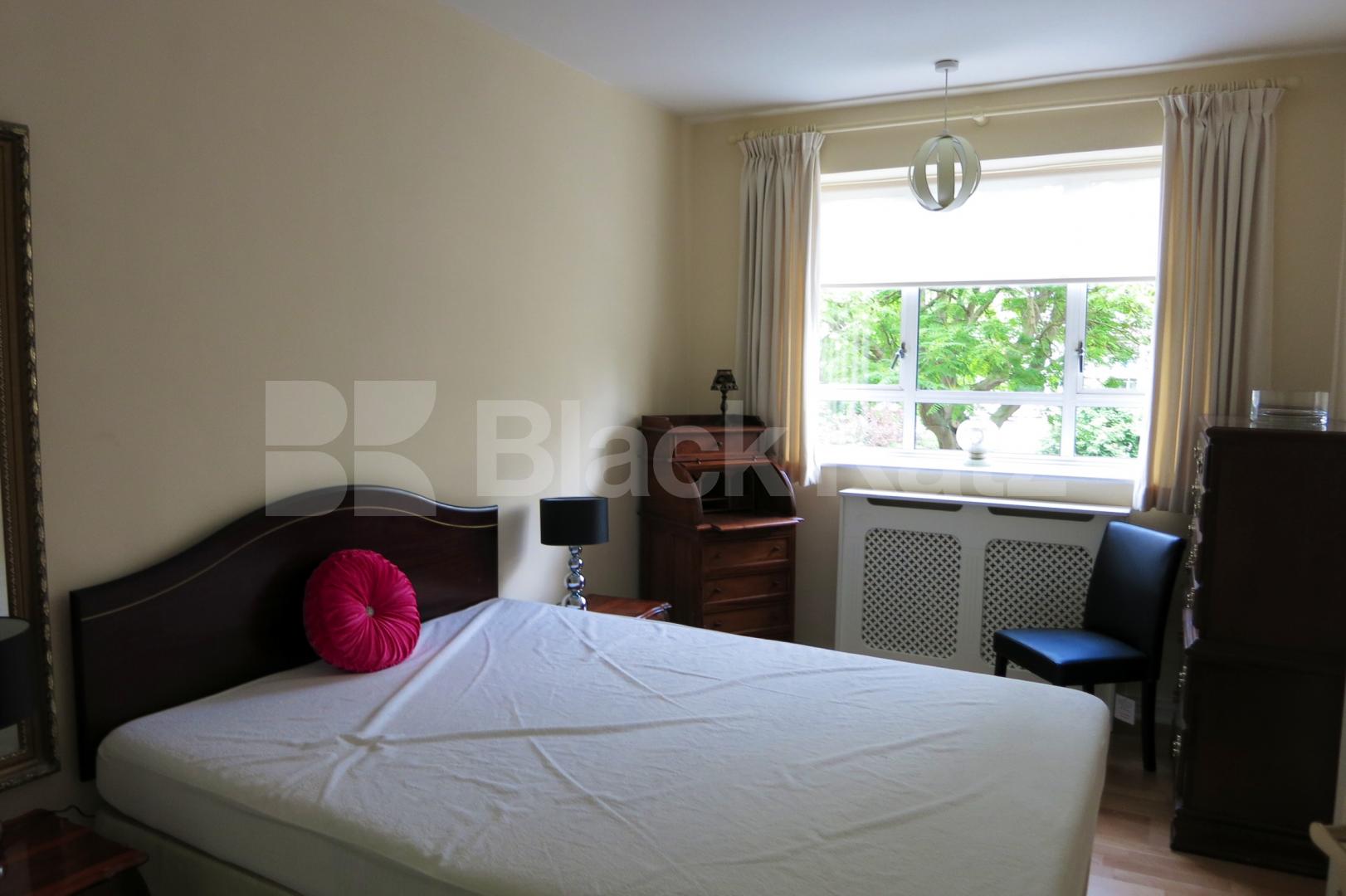 			2 Bedroom, 1 bath, 1 reception Apartment			 Churchill Gardens, Pimlico